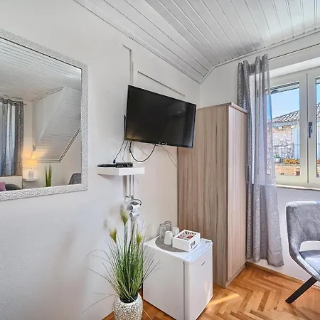 Guest house Couple's Getaway In The Center Of Hvar W/sea View Hvar Town