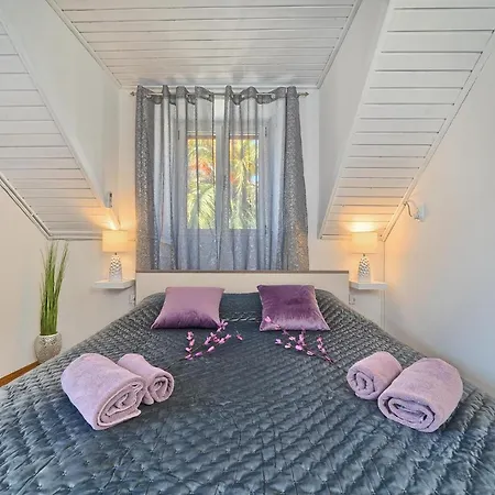 Couple's Getaway In The Center Of Hvar W/sea View *